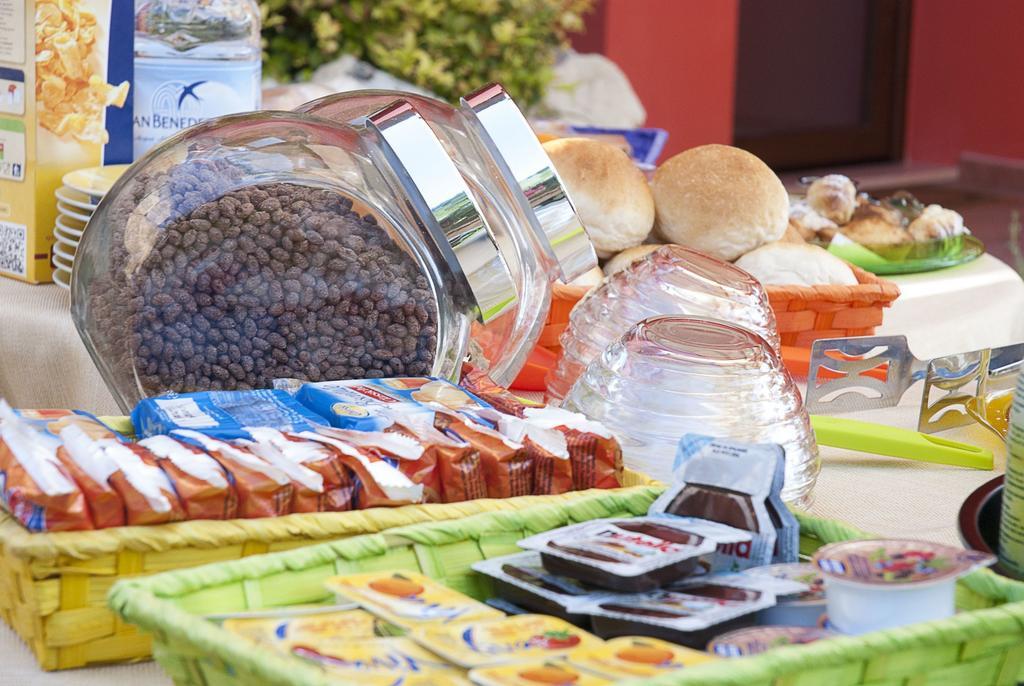 Pozzillo San Rocco Acomodação com café da manhã Arnesano Exterior foto